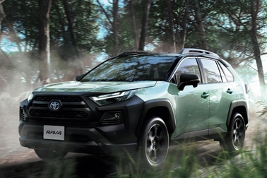 特別仕様車 Adventure “OFFROAD package Ⅱ”（ハイブリッド車）