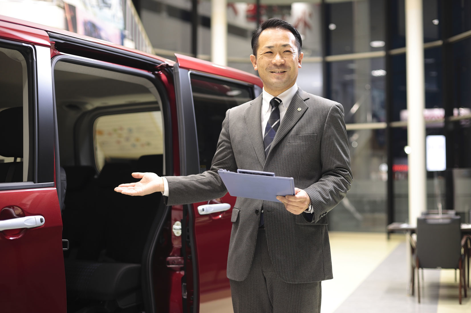 四日市羽津店 | 三重トヨタ自動車株式会社